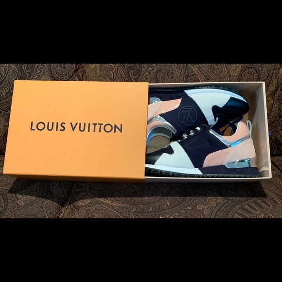 Like New Authentic Louis Vuitton Run Away Sneakers - Picture 13 of 16